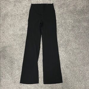 Old Navy PowerChill High Rise Slim Boot Cut Pants -NWOT